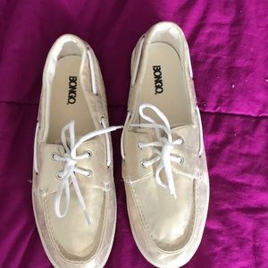 EUC Bongo shoes - no box